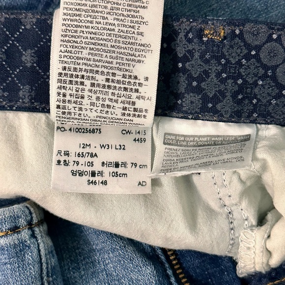 Levi’s Women’s Perfect Waist 525 Straight Leg Light Wash Jeans, 31 Waist Sz 12 - Picture 5 of 6